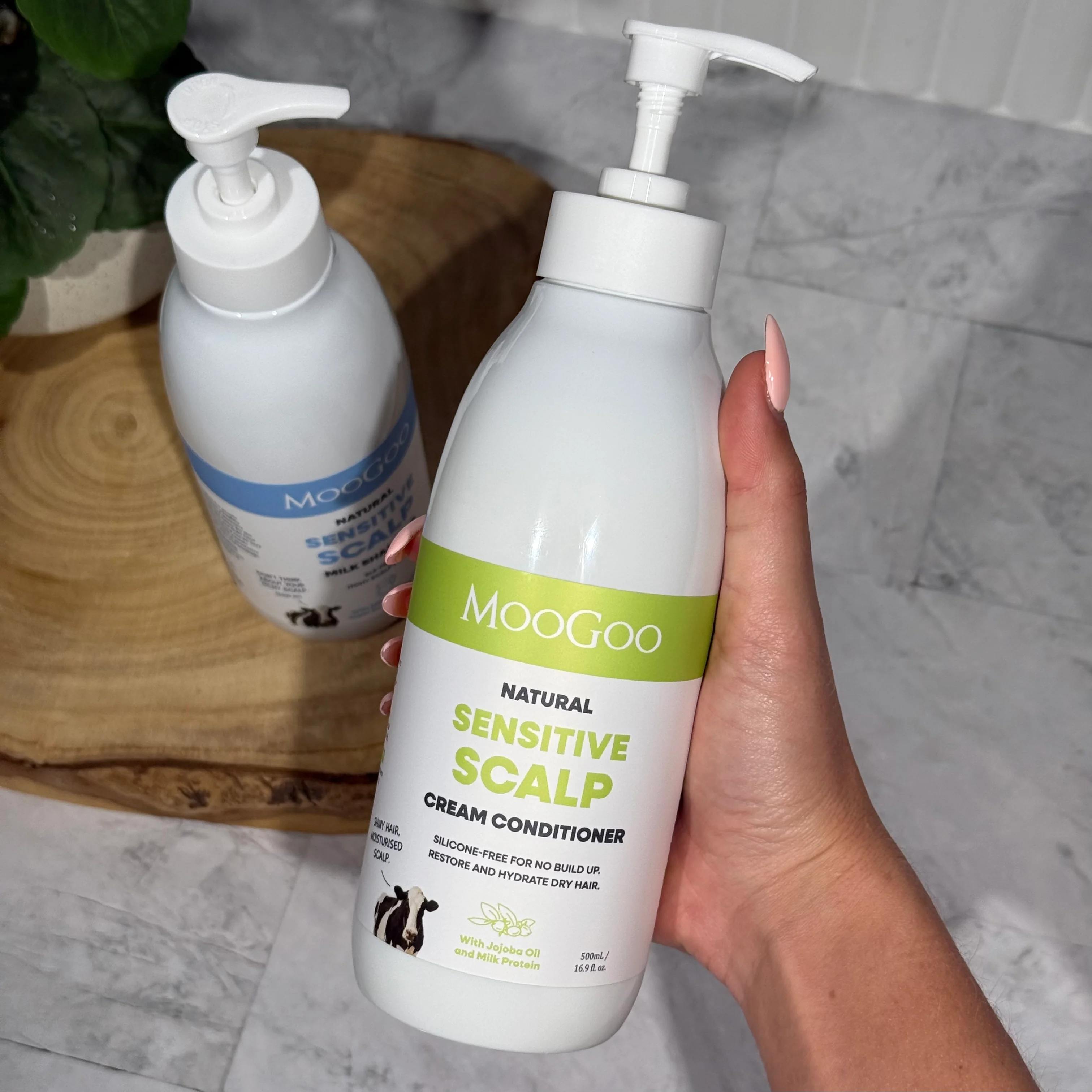 Flake Free Anti-Dandruff Conditioner 500ml - Image 3