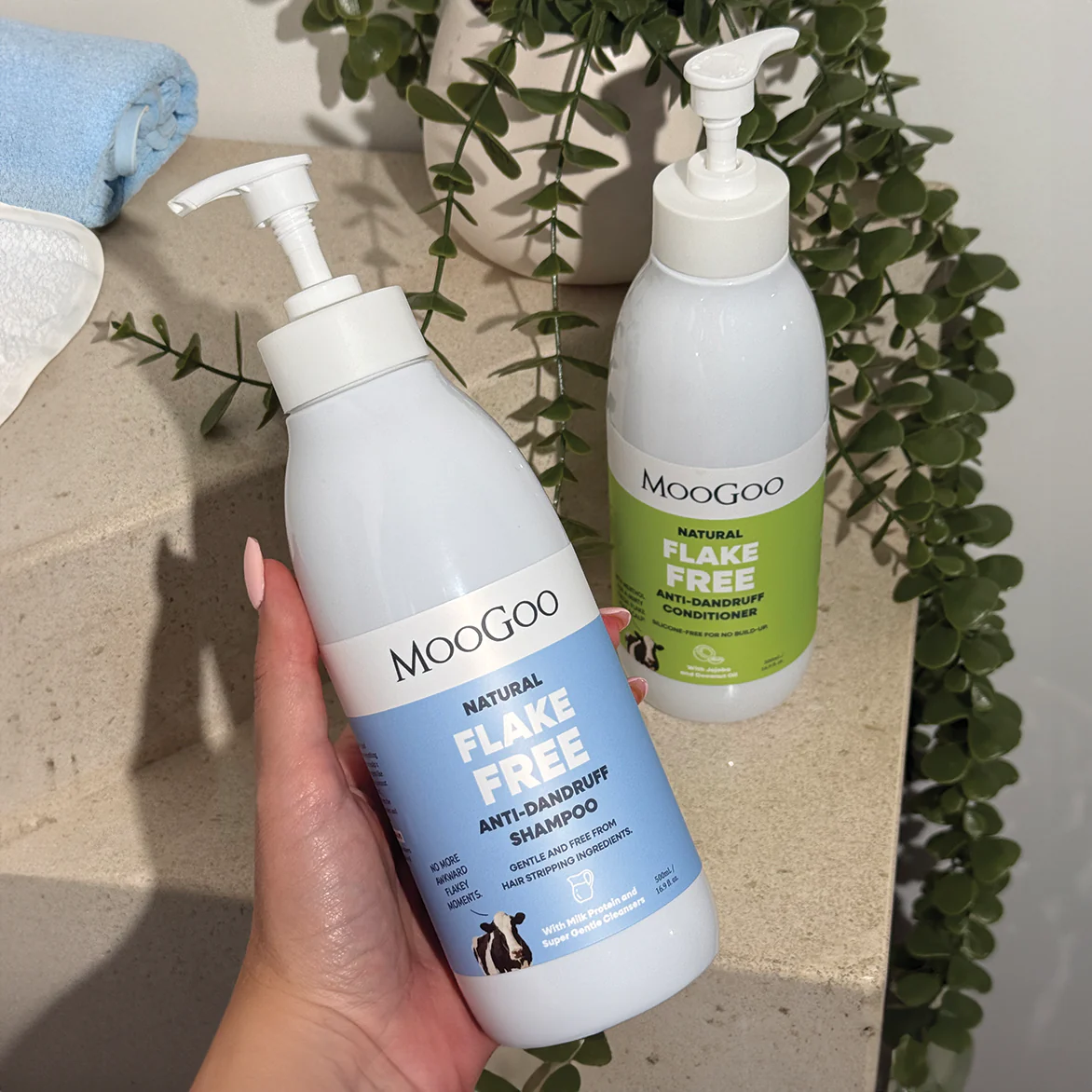 Flake Free Anti-Dandruff Shampoo 500ml - Image 3
